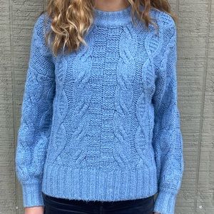 AMERICAN EAGLE BLUE CABLE KNIT SWEATER